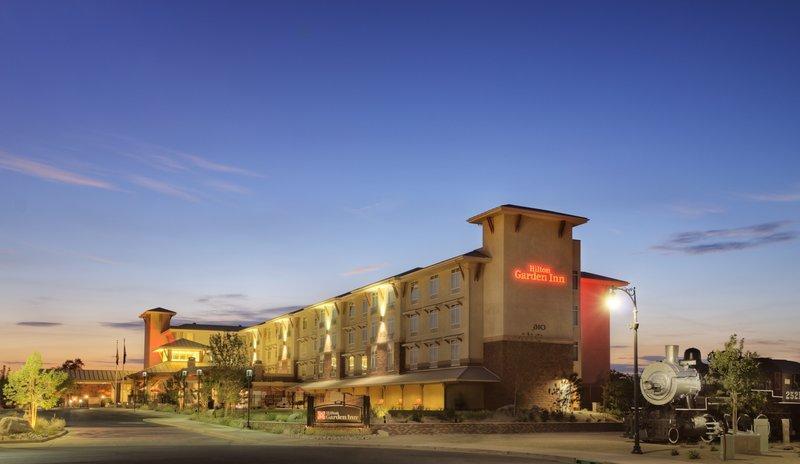 Hilton Garden Inn Yuma Pivot Point Bagian luar foto